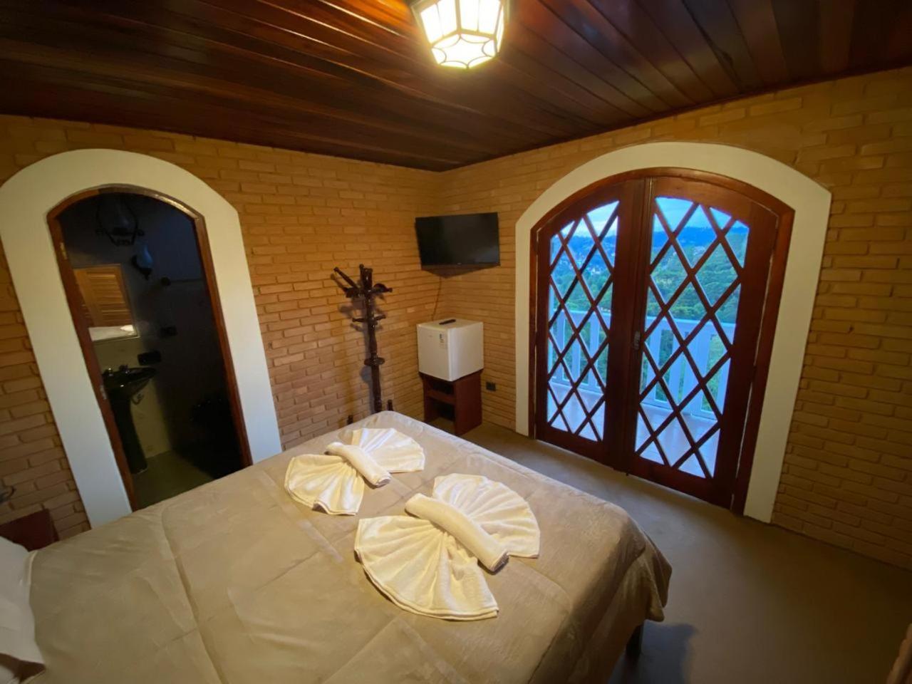 Refugio Mana Hotel กังโปสดูจอร์เดา ภายนอก รูปภาพ